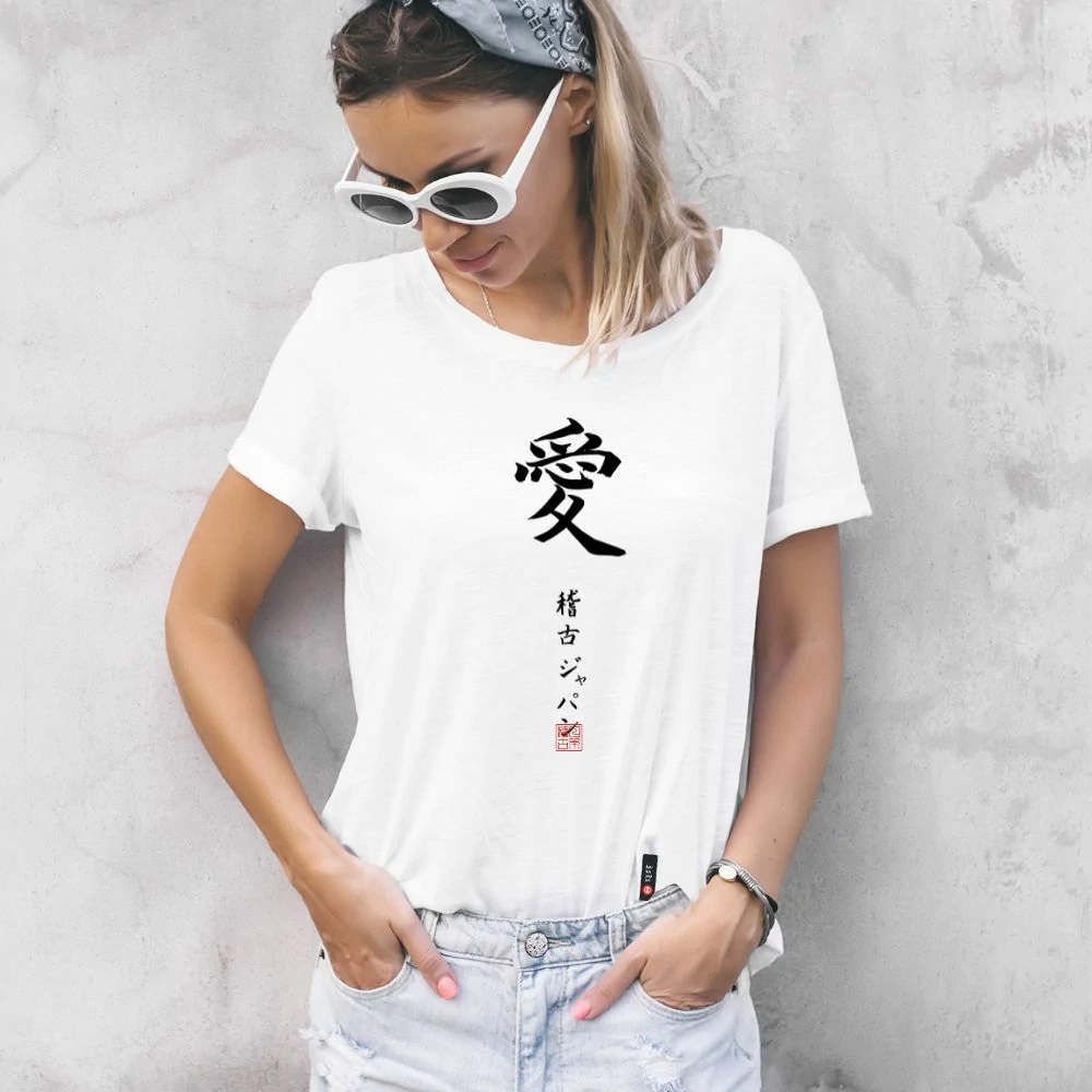 "Szeretet" - Japán feliratos női póló (Kereknyakú)