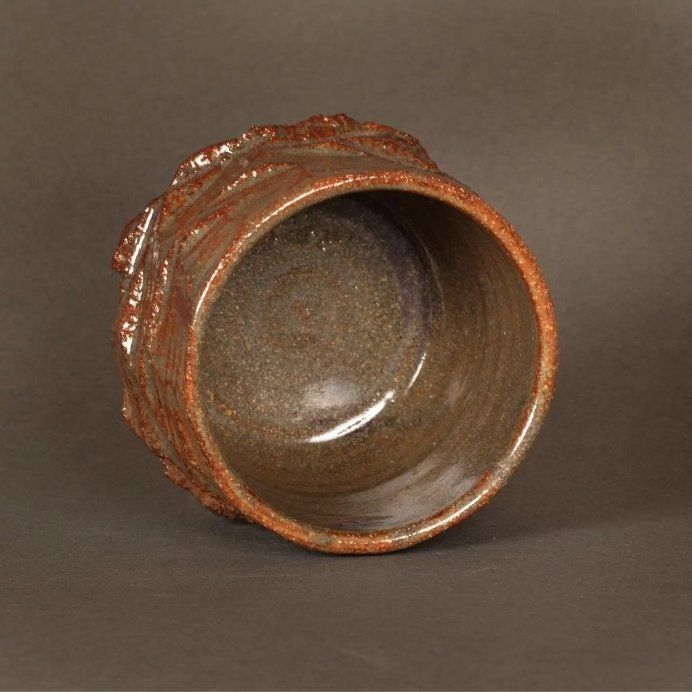 Kép 4/4 - Chawan Azayaka, kurinuki teáscsésze belseje