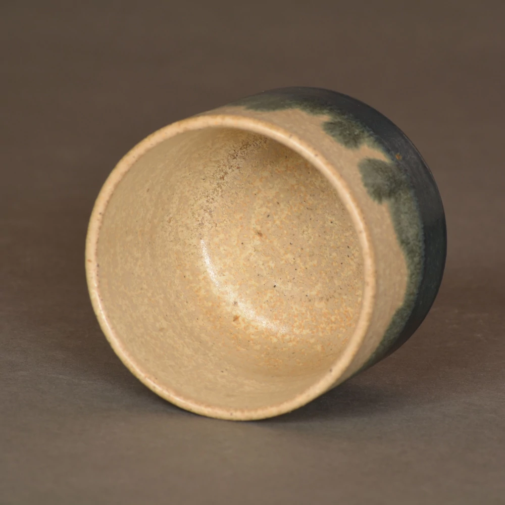Kép 4/4 - Chawan Aokaze japán teáscsésze belseje