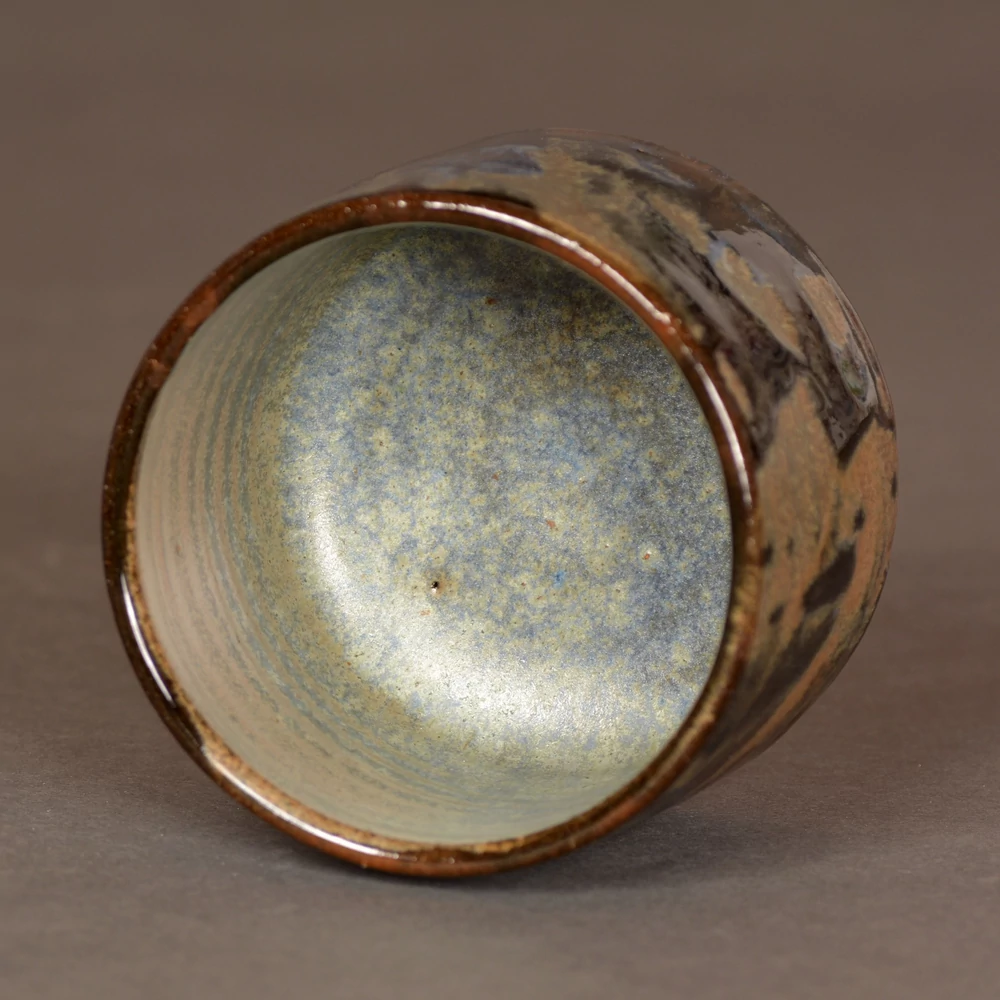 Kép 4/4 - Chawan Kuroha japán teáscsésze belseje