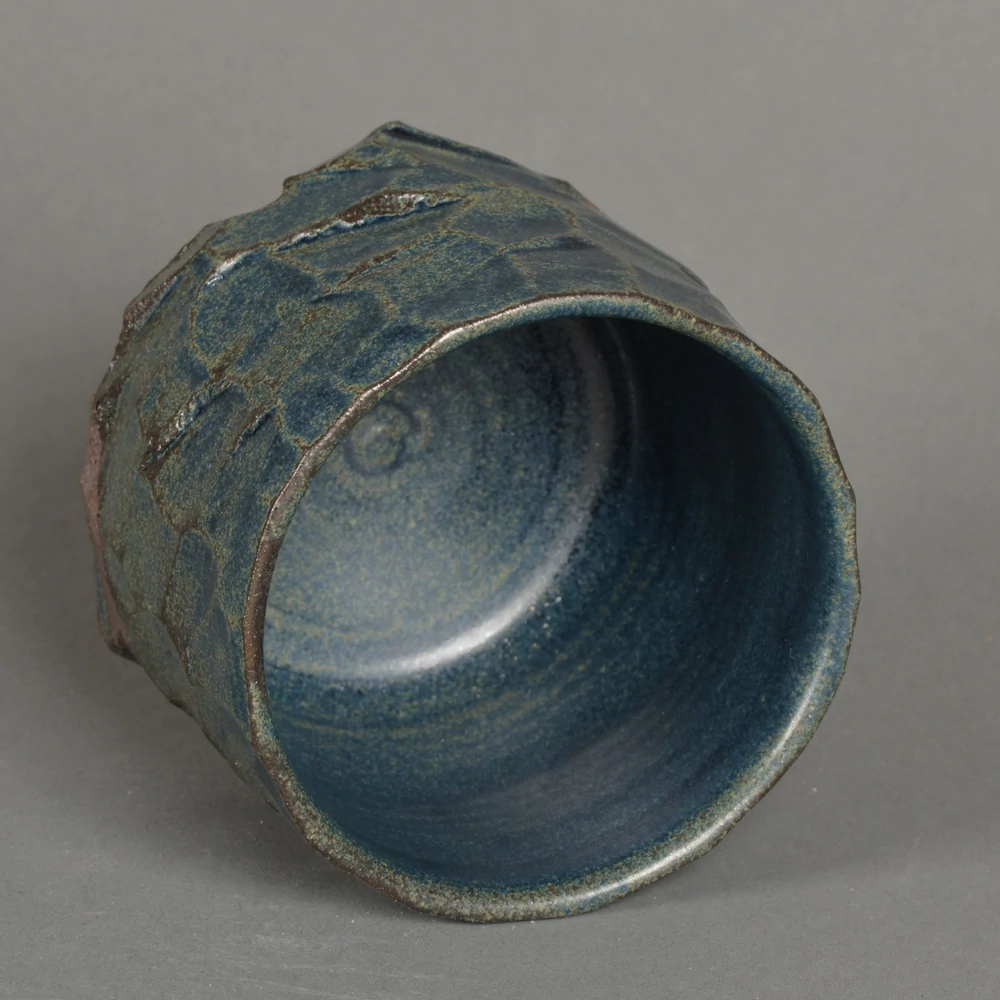 Kép 3/4 - Chawan Hori-umi kurinuki teáscsésze belseje
