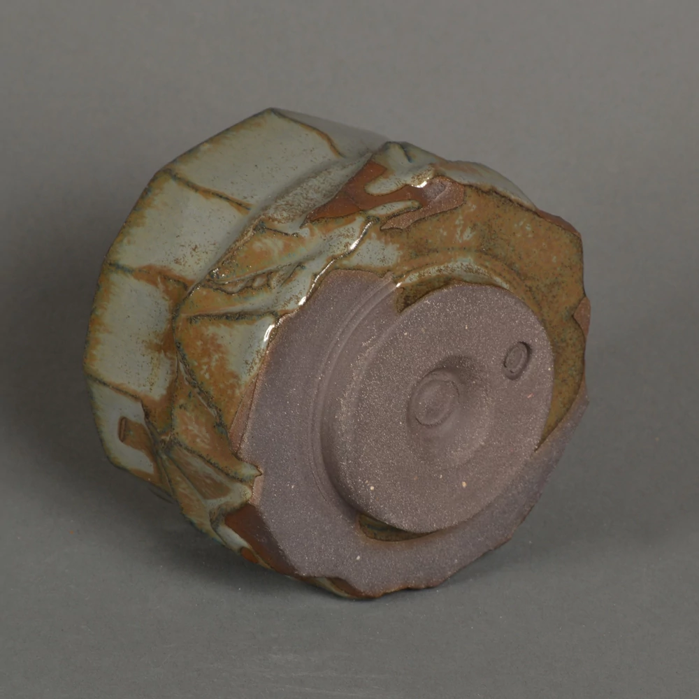 Kép 2/4 - Chawan Ishi japán teáscsésze alulról