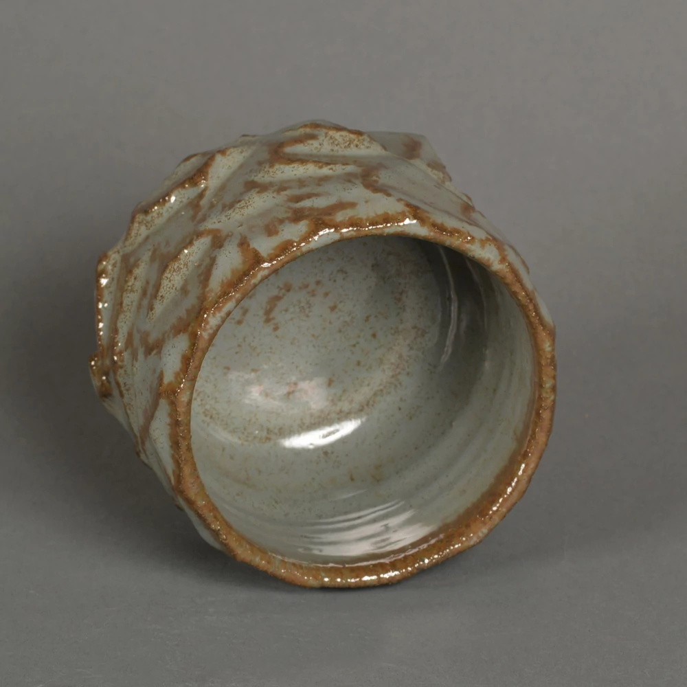 Kép 3/4 - Chawan Tsuchi japán teáscsésze belülről