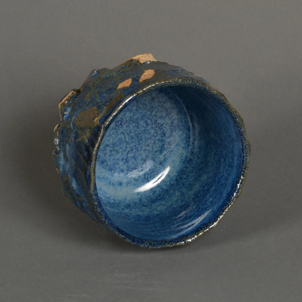 Kép 3/4 - Chawan Kurotsuki japán teáscsésze belseje