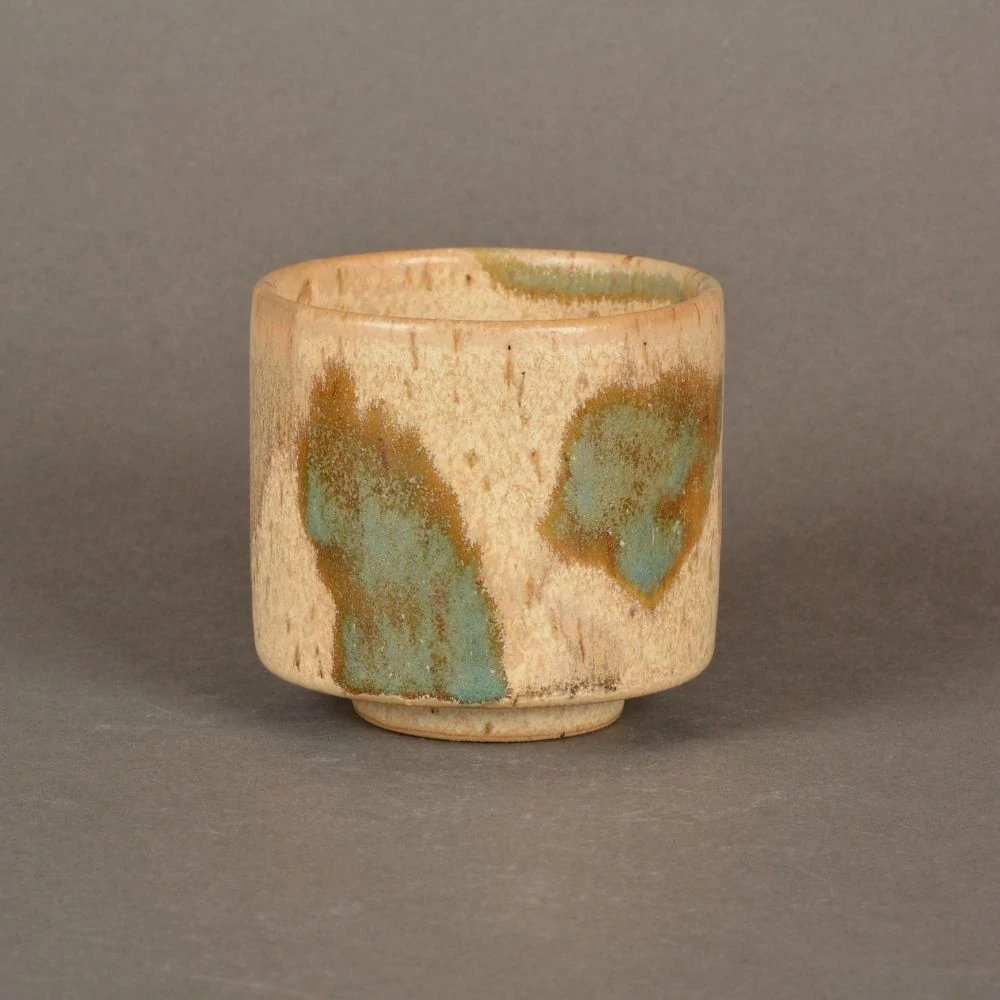 Chawan Ashigata teáscsésze, díszdobozban is