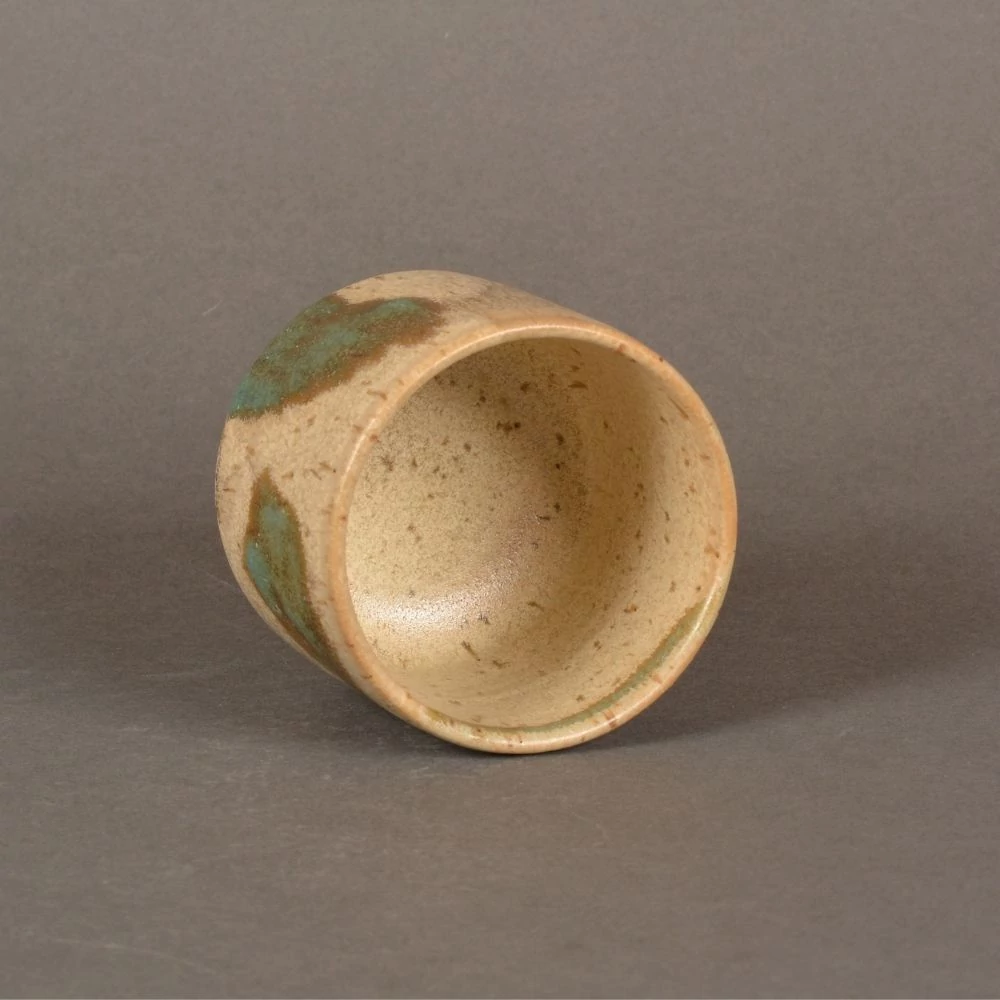Chawan Ashigata teáscsésze, díszdobozban is
