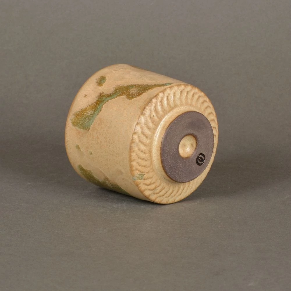 Kép 3/4 - Chawan Nippon japán teáscsésze alulról