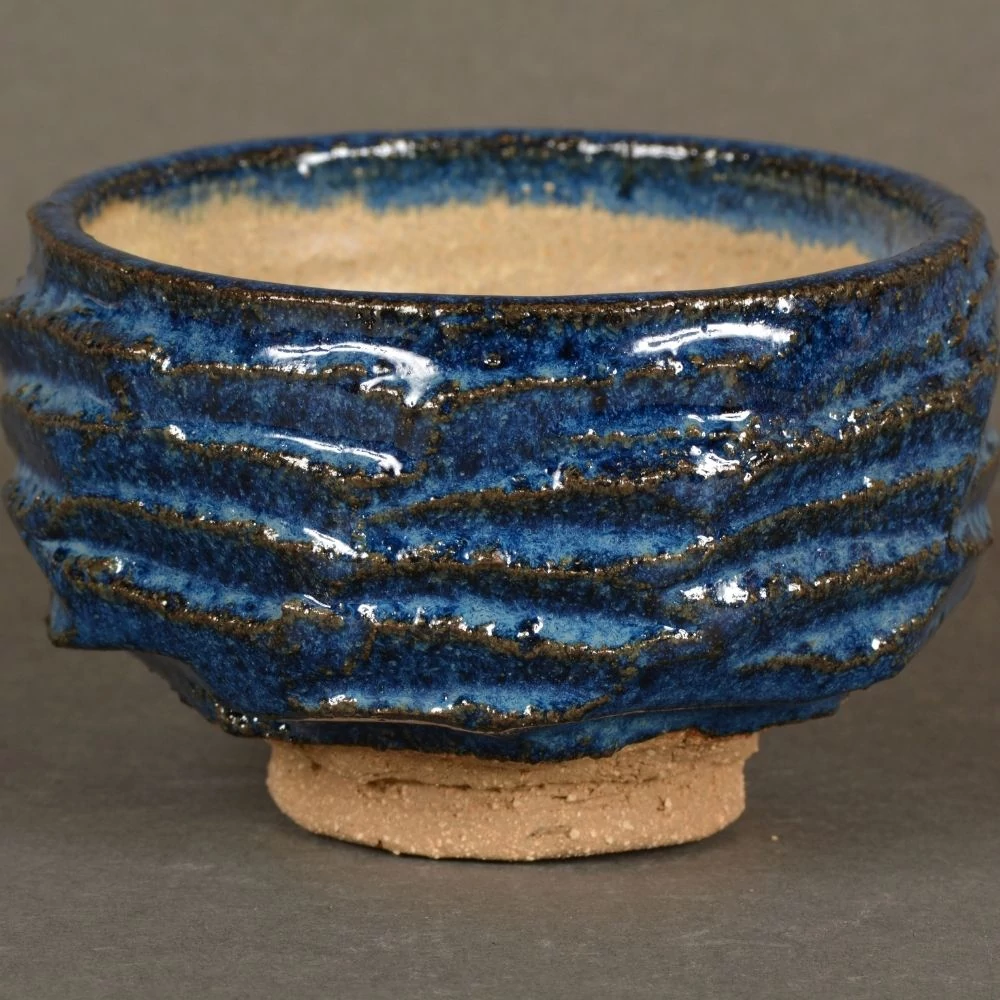 Chawan Tsuyo, kurinuki technikával készült teáscsésze