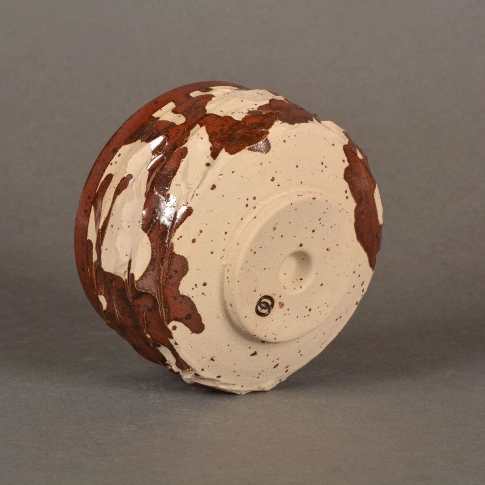 Kép 3/4 - Chawan Kan, kurinuki technikával készült teáscsésze