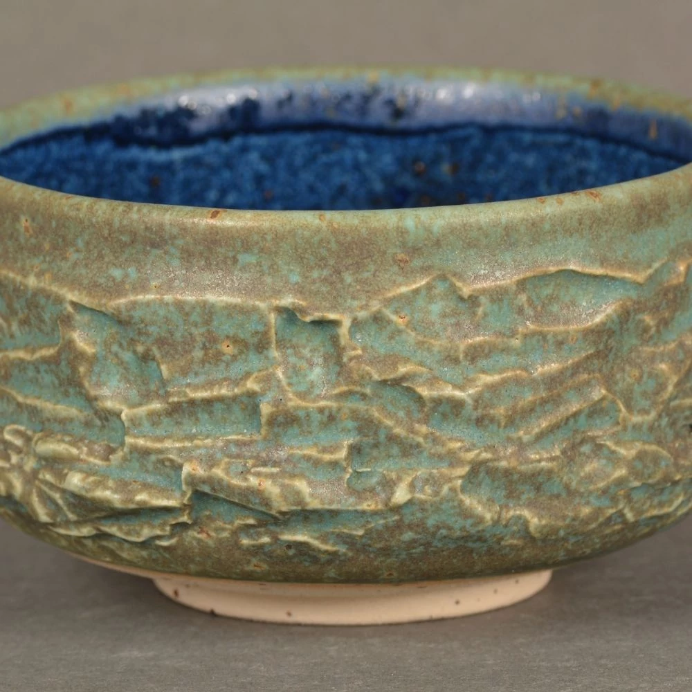 Chawan Iwa 2, kuriniki technikával készült teáscsésze