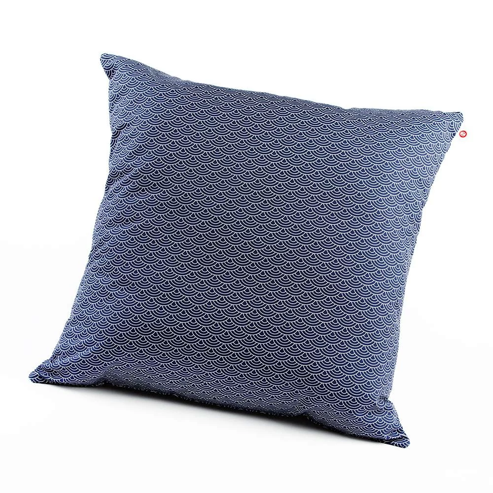 Kép 6/6 - Hatalmas, japán ülőpárna (zabuton), indigókék hullámmintával (55 cm x 55 cm)