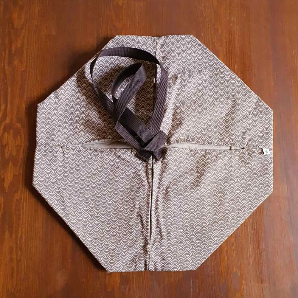 Kép 4/5 - Aranybarna Origami válltáska